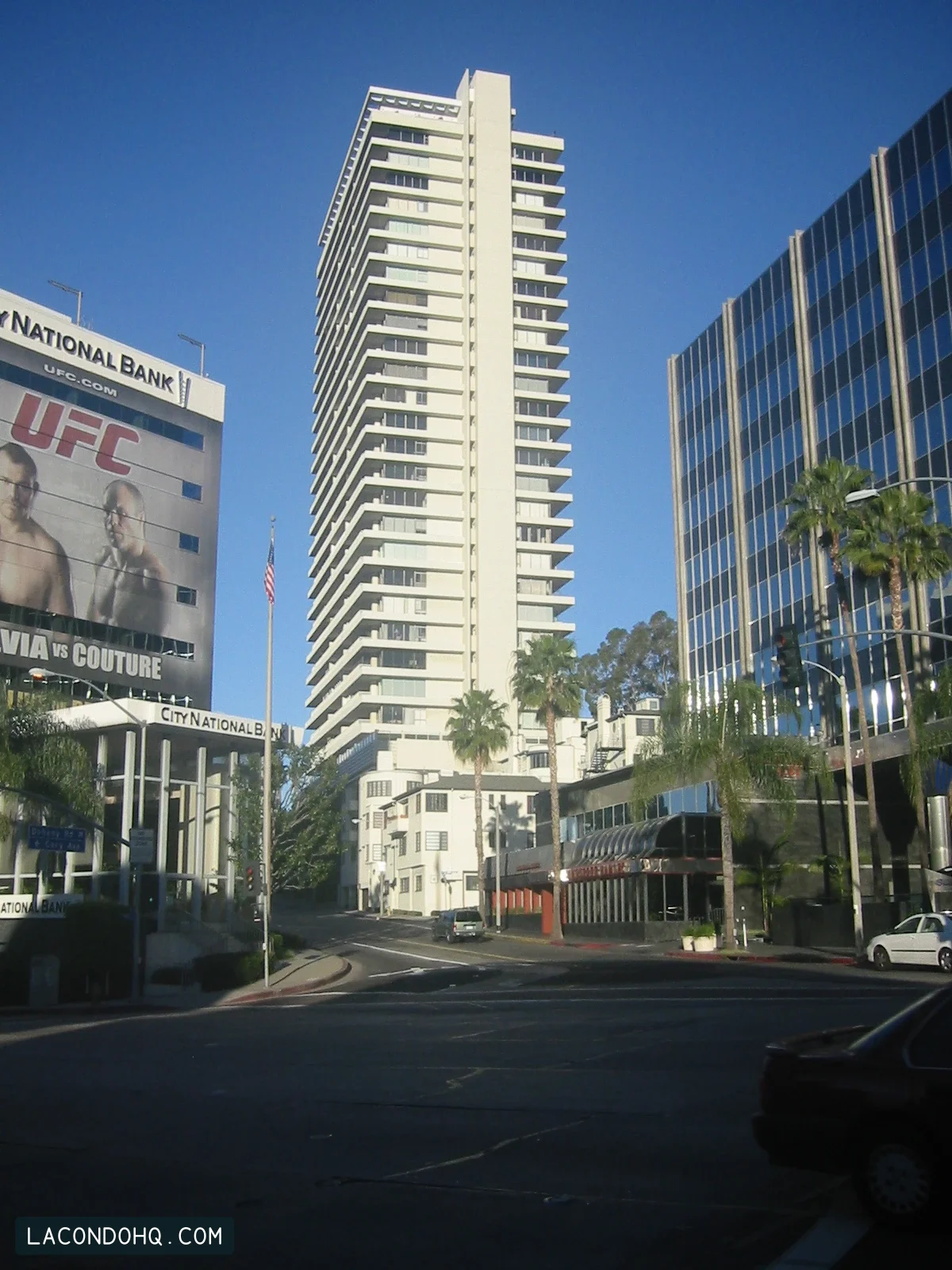 Sierra Towers exterior, photographed 2007-02-16.